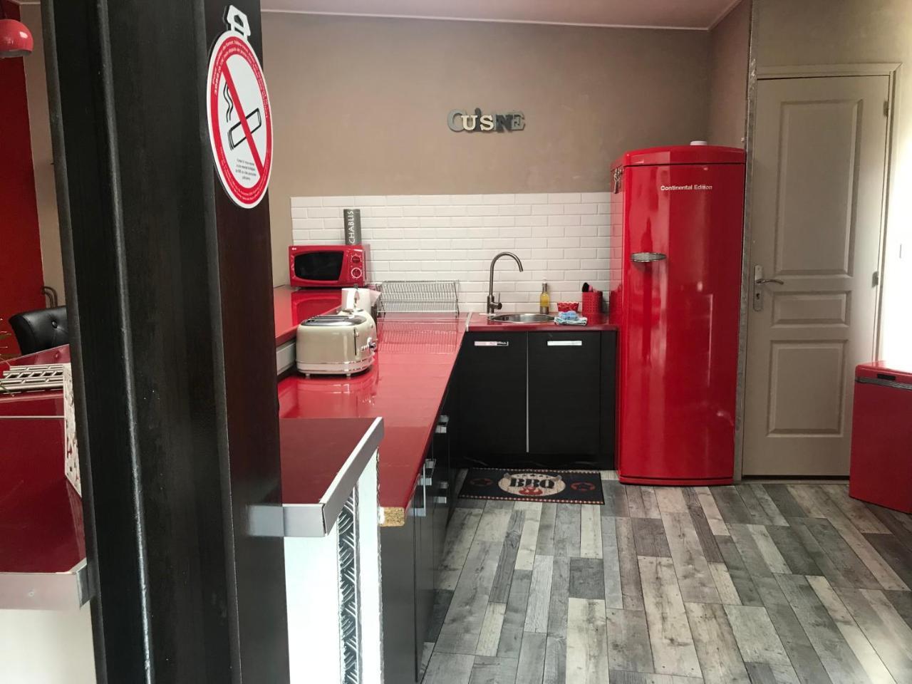 Loft L Atelier De Jacques Pres De Chablis Villa Villy  Екстериор снимка